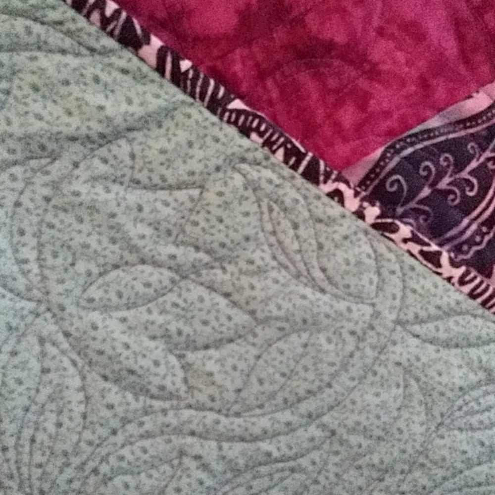 Colorful Patchwork Quilt Throw Size - Picture 4 of 4